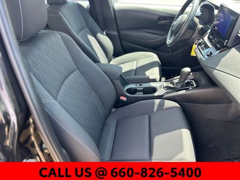 Used 2024 Toyota Corolla LE FWD image 7