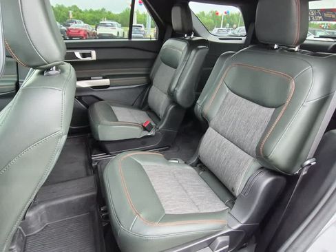 Used 2023 Ford Explorer Timberline AWD/4WD image 8