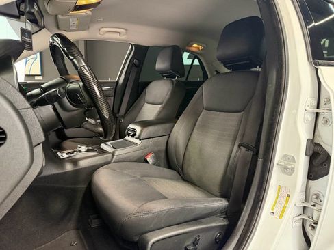 Used 2019 Chrysler 300 Touring w/ Sport Appearance Package RWD image 17