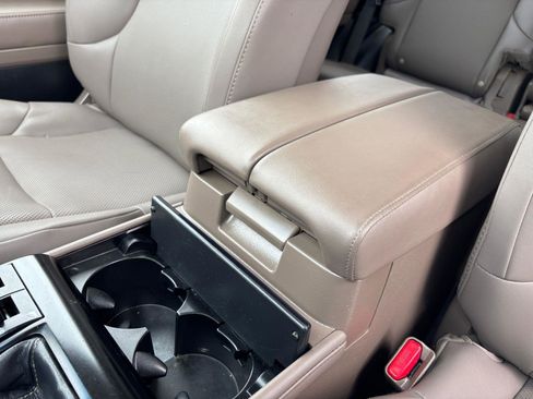 Used 2021 Lexus GX 460 Premium w/ Premium Package AWD/4WD image 30