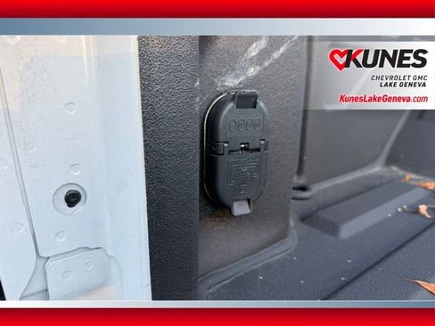 Used 2025 Chevrolet Silverado 2500 LT w/ Trail Boss Package image 31