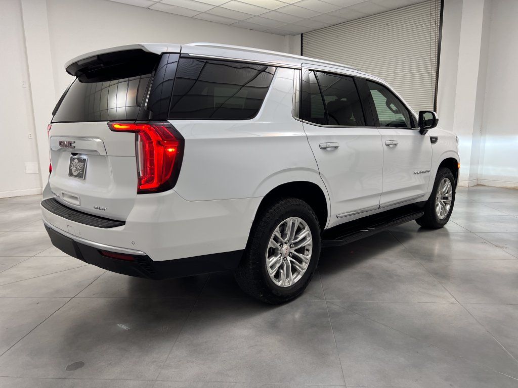 Used 2024 GMC Yukon SLT RWD image 9