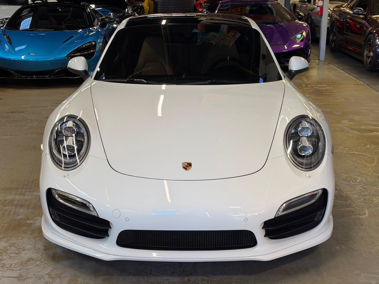 Used 2014 Porsche 911 4 Coupe AWD/4WD image 3