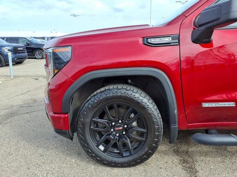 Used 2022 GMC Sierra 1500 Elevation w/ Preferred Package image 23