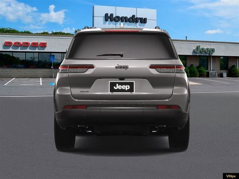 New 2025 Jeep Grand Cherokee L Altitude image 6