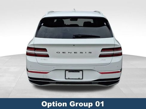 Used 2025 Genesis GV80 2.5T Prestige image 6