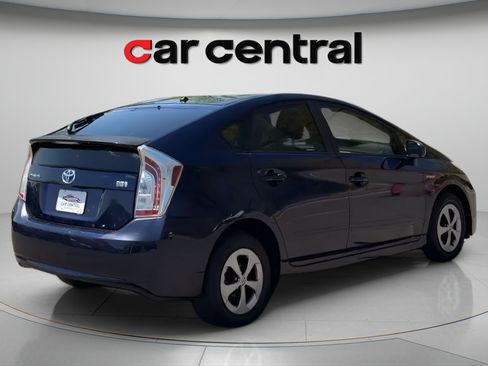 Used 2012 Toyota Prius Two FWD image 5