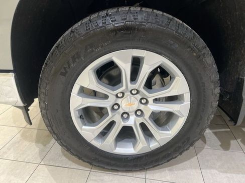 New 2026 Chevrolet Silverado 1500 LTZ w/ Z71 Off-Road Package AWD/4WD image 30