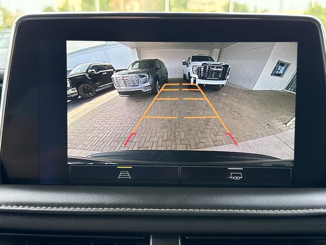 Used 2023 Chevrolet Suburban Premier AWD/4WD image 9