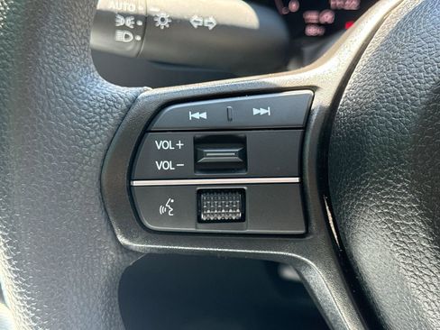 Certified 2025 Honda Accord SE image 29