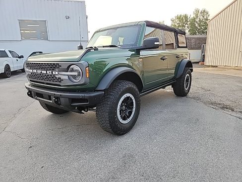 Used 2024 Ford Bronco Badlands AWD/4WD image 10