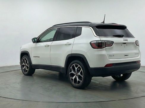 Used 2025 Jeep Compass Limited image 6