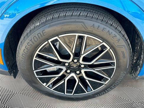 Used 2025 Ford Mustang Mach-E Premium image 31