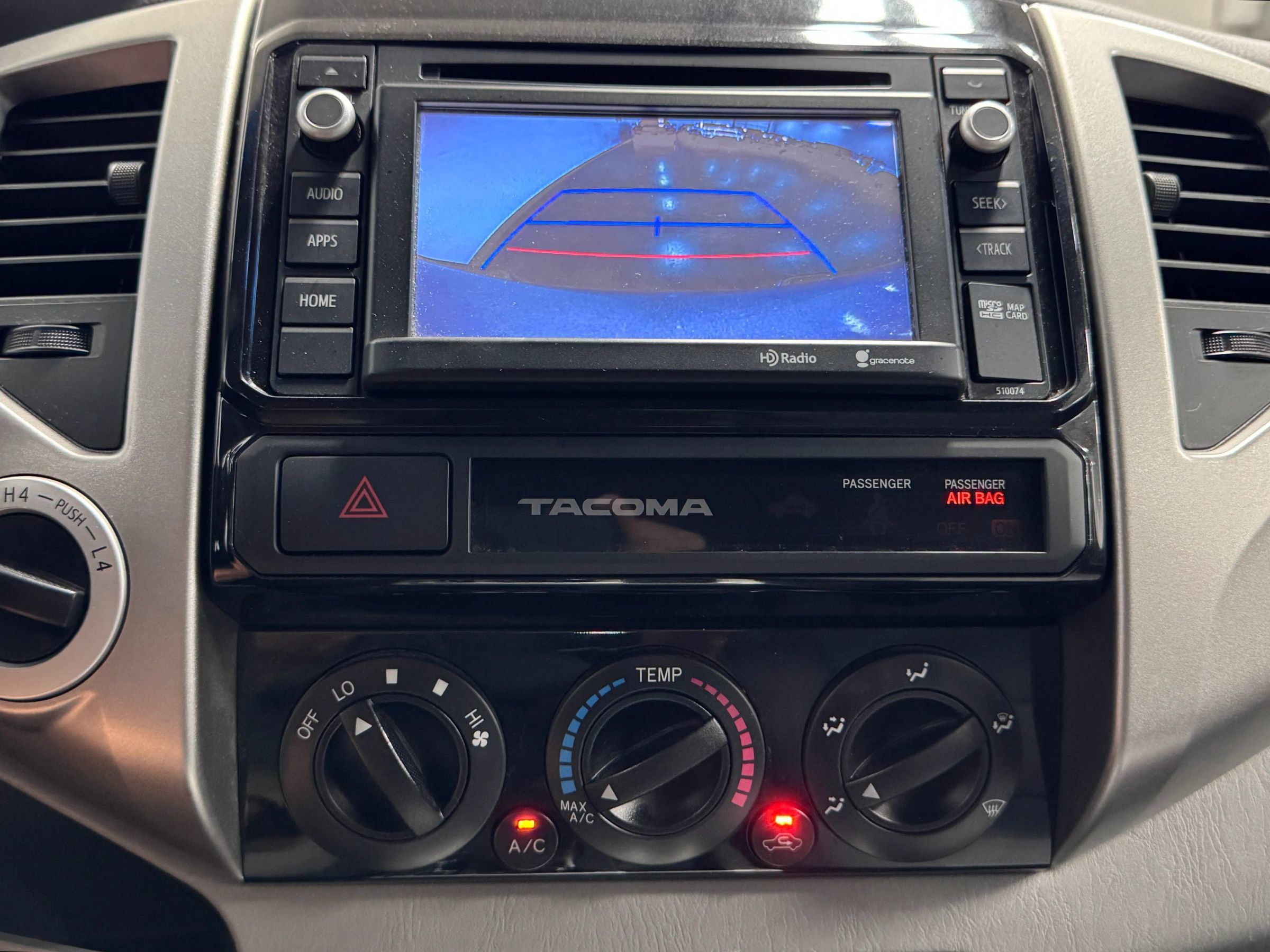 Used 2015 Toyota Tacoma 4x4 Double Cab w/ SR5 Package image 10