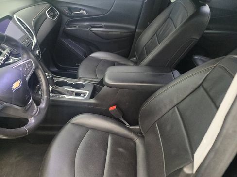 Used 2019 Chevrolet Equinox Premier FWD image 17