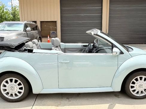 Used 2004 Volkswagen Beetle GLS FWD image 16