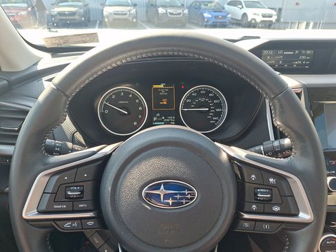 Used 2021 Subaru Forester Premium AWD/4WD image 18