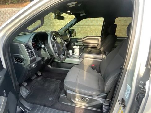 Used 2017 Ford F150 XLT w/ Equipment Group 302A Luxury AWD/4WD image 13