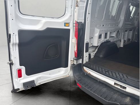 Used 2015 Ford Transit 250 148 Low Roof image 21