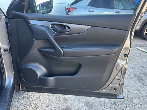 Used 2021 Nissan Rogue Sport S AWD/4WD image 16