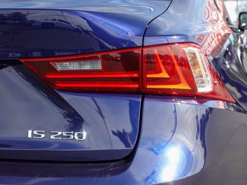 Used 2015 Lexus IS 250 w/ Navigation System Package image 8