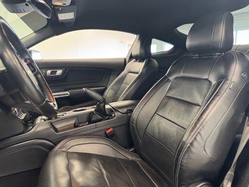 Used 2020 Ford Mustang GT Premium w/ GT Performance Package RWD image 12