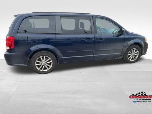 Used 2014 Dodge Grand Caravan SXT image 7