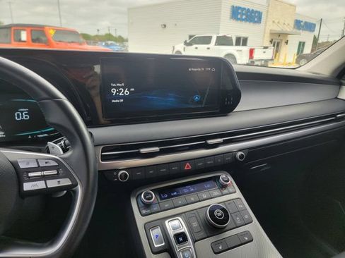 Used 2023 Hyundai Palisade SEL FWD image 25
