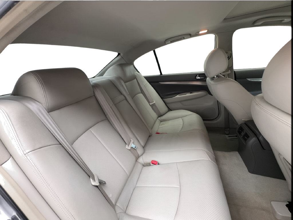 Used 2013 INFINITI G37 x Sedan w/ Premium Pkg AWD/4WD image 29