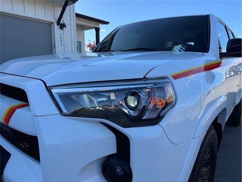 Used 2023 Toyota 4Runner 40th Anniversary SE AWD/4WD image 48