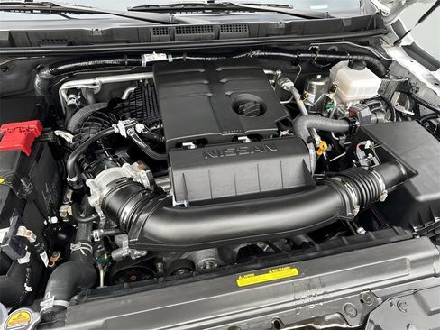Used 2024 Nissan Frontier SL w/ Technology Package image 35