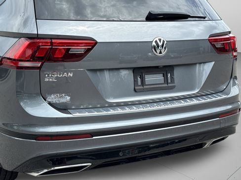 Used 2019 Volkswagen Tiguan SEL FWD image 31