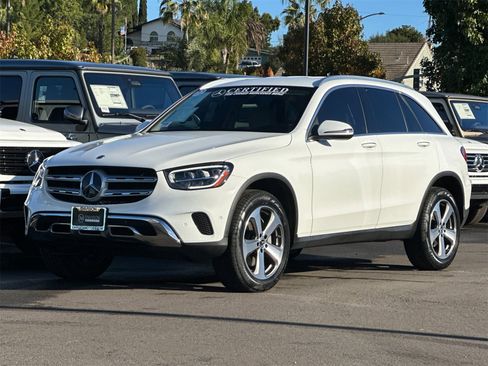 Certified 2022 Mercedes-Benz GLC 300 4MATIC w/ Premium Package Lite image 8