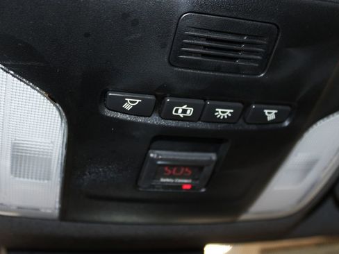 Used 2019 Toyota Corolla SE image 40