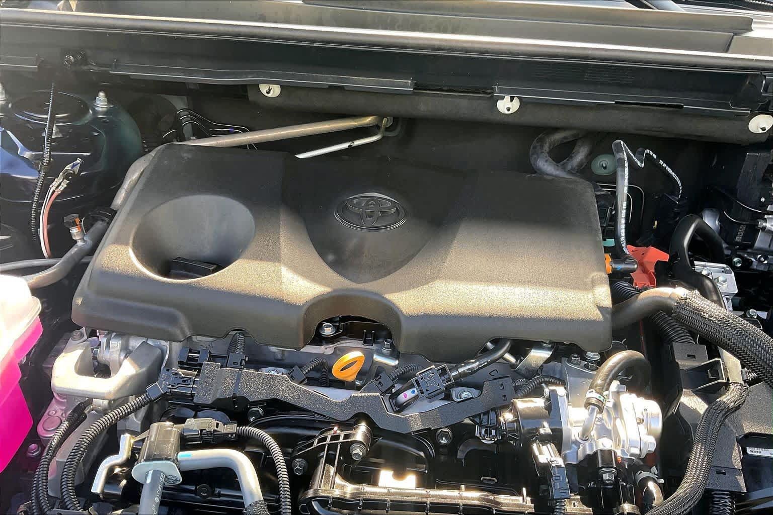 Used 2026 Toyota RAV4 XLE Premium w/ Panoramic Sun Roof Package FWD image 28