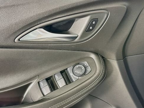 Certified 2024 Buick Encore GX Sport Touring FWD image 20