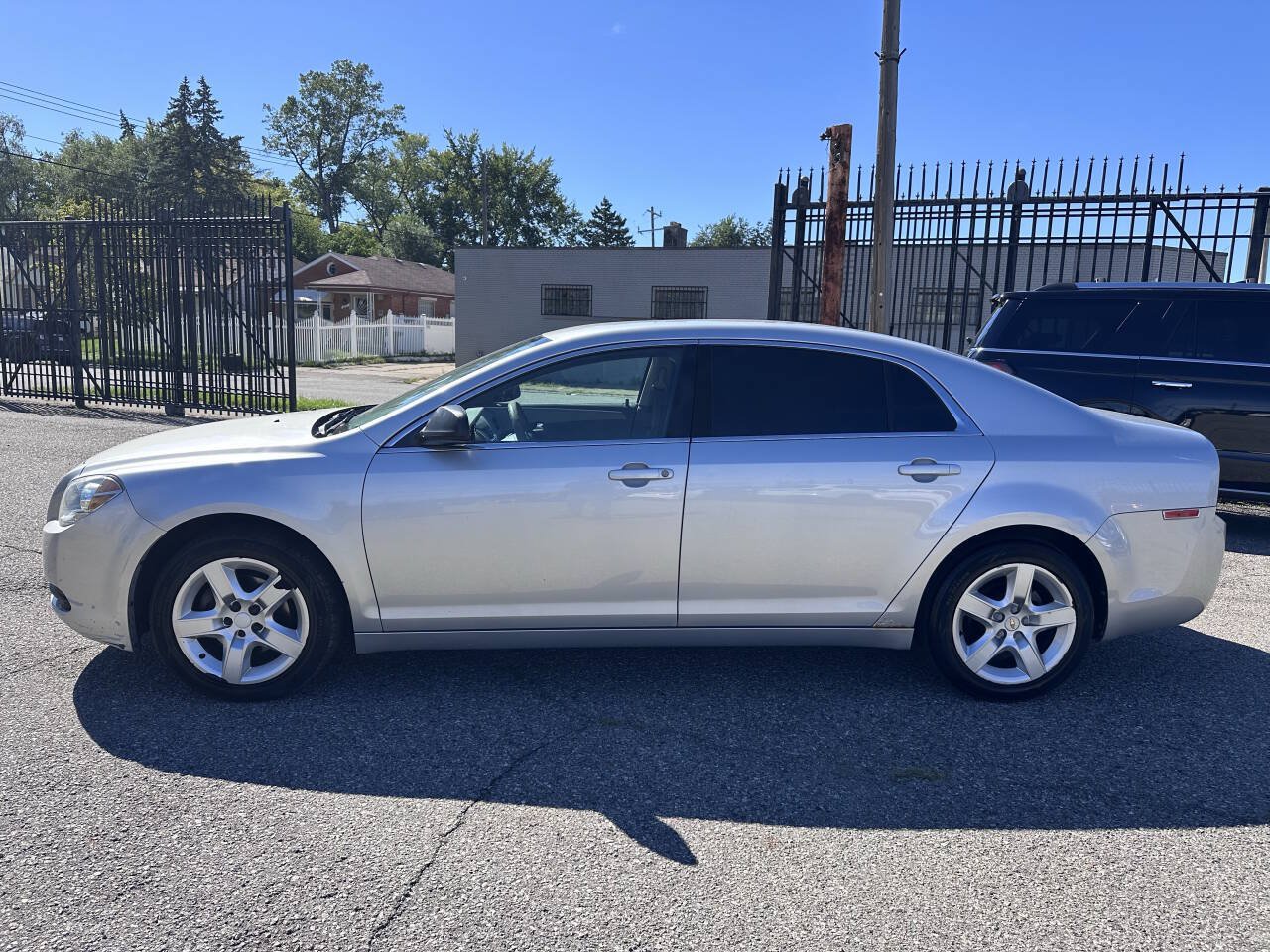 Used 2012 Chevrolet Malibu LS FWD image 8
