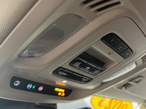 Certified 2023 Buick Envision Essence w/ Technology Package I image 14