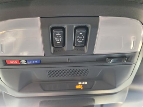 Used 2024 Subaru Crosstrek 2.5i Wilderness w/ Crosstrek Mirror Package image 31