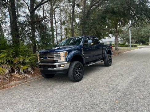 Used 2019 Ford F250 Lariat w/ Lariat Value Package image 10