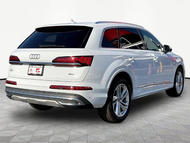 Used 2023 Audi Q7 2.0T Premium Plus w/ Premium Plus Package AWD/4WD image 7