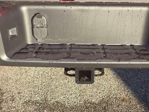 New 2026 Nissan Frontier SV w/ Tow Package image 24