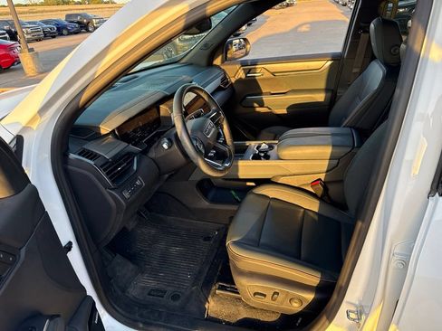 Used 2024 GMC Acadia AT4 w/ Luxury Package AWD/4WD image 20