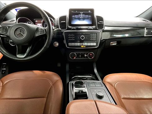 Used 2017 Mercedes-Benz GLS 450 4MATIC image 18