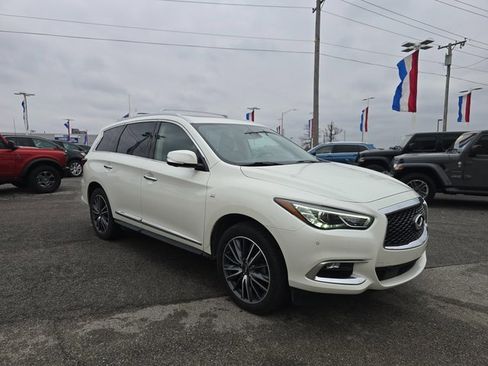 Used 2019 INFINITI QX60 Luxe w/ Sensory Package image 3