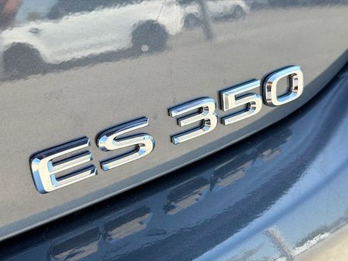 New 2025 Lexus ES 350 w/ Premium Package image 11