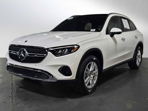Used 2026 Mercedes-Benz GLC 300 4MATIC image 8