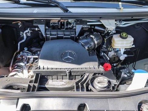 New 2025 Mercedes-Benz Sprinter 2500 image 28