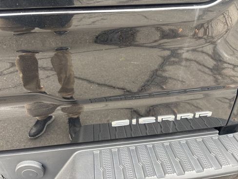 Used 2022 GMC Sierra 1500 Denali w/ Denali Reserve Package image 20