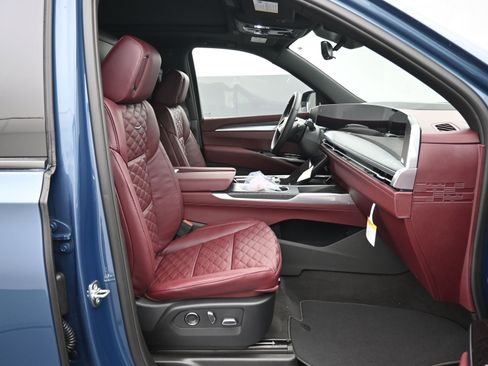 New 2026 Cadillac Escalade ESV Sport image 13